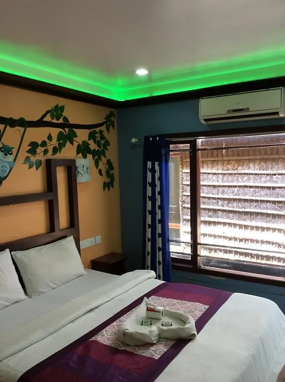 Hotel Kv Houseboats Alappuzha Indie
